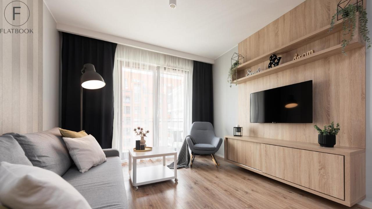Flatbook - City Center Spa Apartments Motlawa Danzica Esterno foto