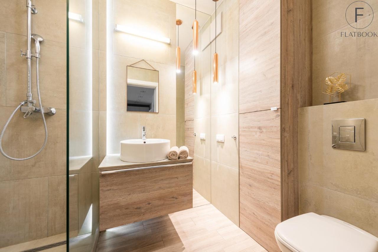 Flatbook - City Center Spa Apartments Motlawa Danzica Esterno foto