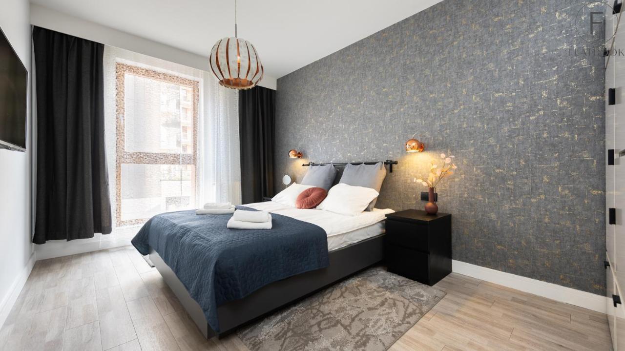 Flatbook - City Center Spa Apartments Motlawa Danzica Esterno foto