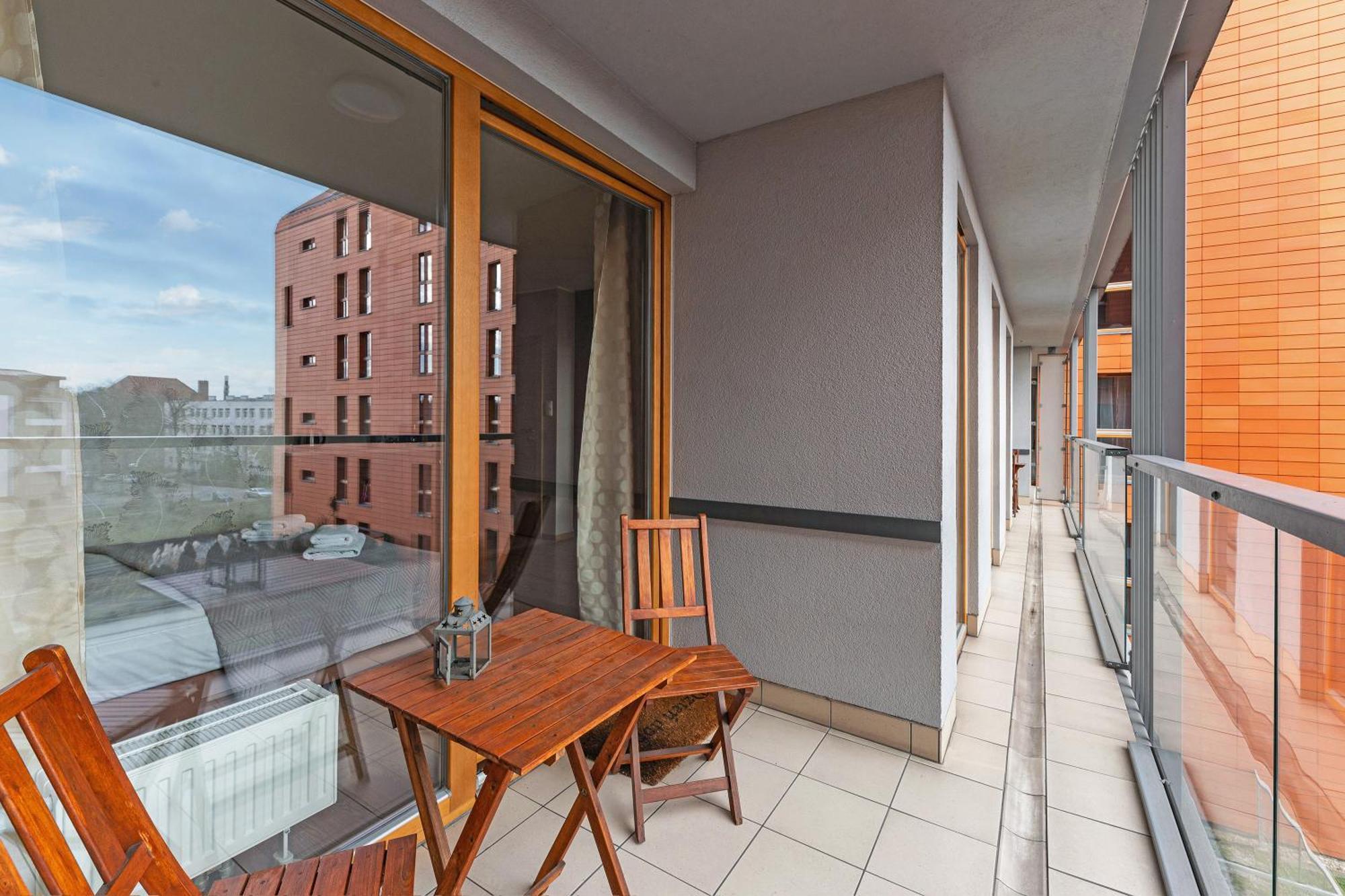 Flatbook - City Center Spa Apartments Motlawa Danzica Esterno foto