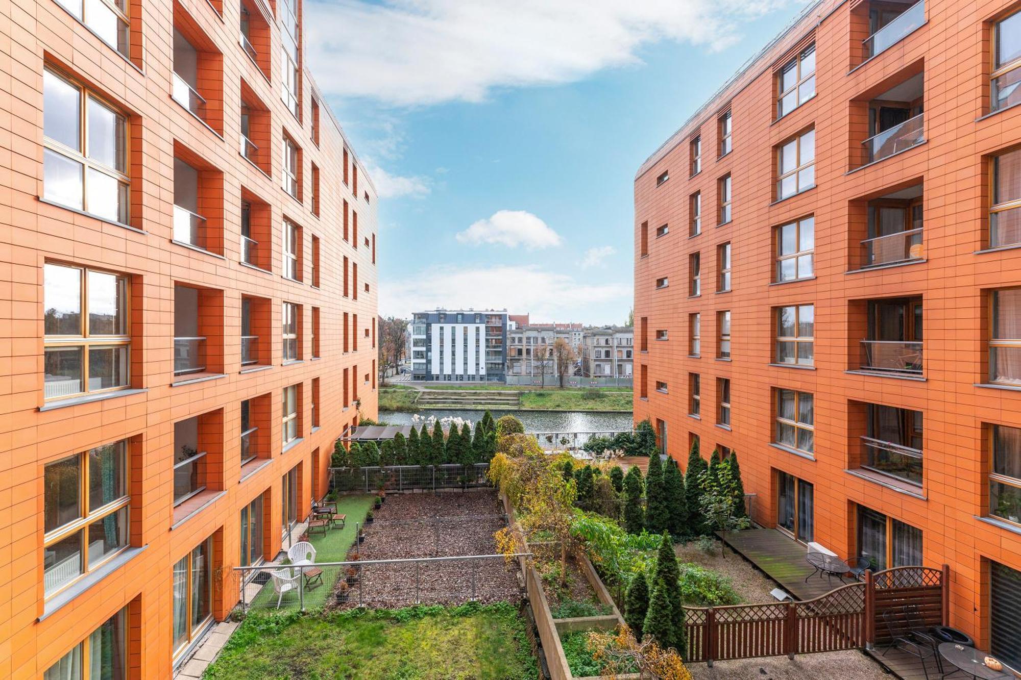 Flatbook - City Center Spa Apartments Motlawa Danzica Esterno foto